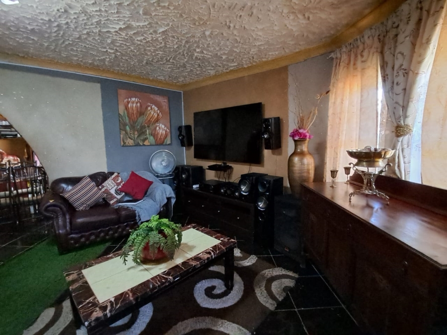 3 Bedroom Property for Sale in Mdantsane Eastern Cape